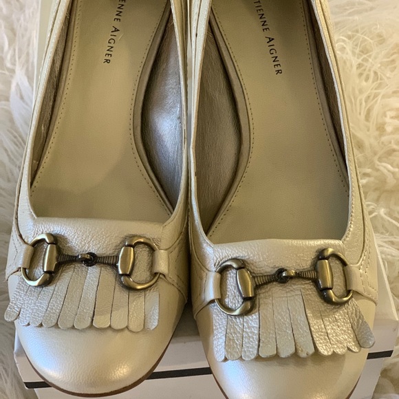 LADIES SHOES - Picture 11 of 12